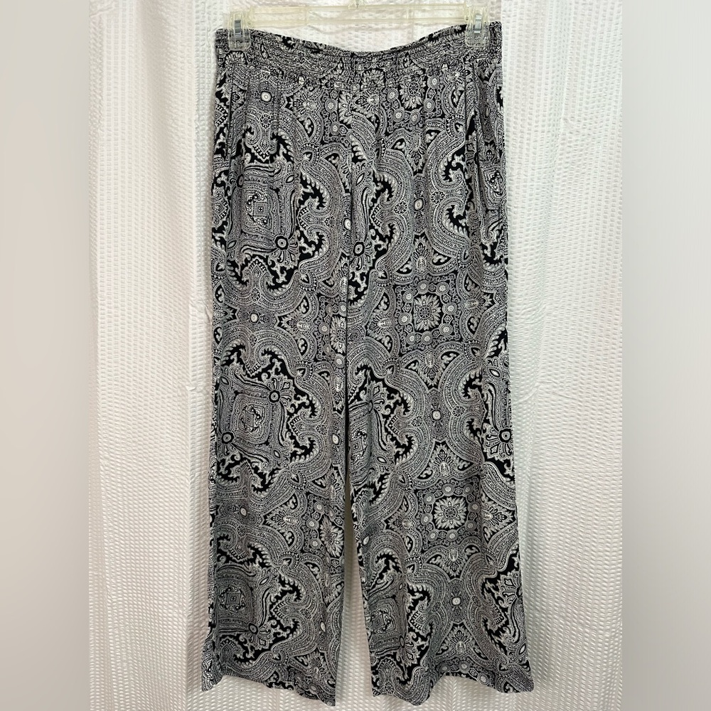 Matty M black and white paisley pants